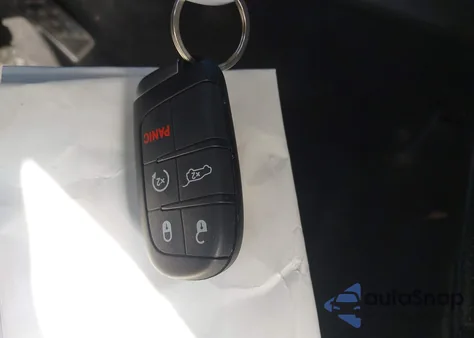 2015 Jeep Grand Cherokee Overland из США, поврежденный, VIN 1C4RJECG6FC848840